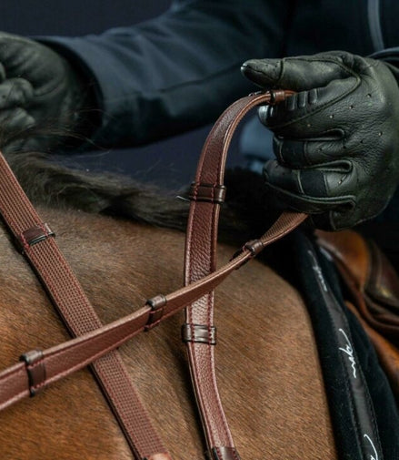 Dy'on 5/8 Hunter reins 7 loops (No stopper) New Eng.