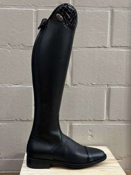 DeNiro Tricolore Salentino 01 Smooth Black - Lucido Black/Patent Black piping/Crystal Stones