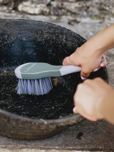 LeMieux Bucket Brush