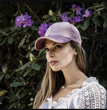 Kentucky Cap Velvet