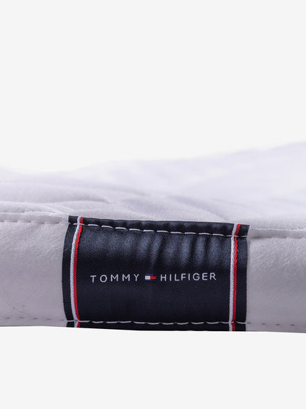 Tommy Hilfiger Equestrian Rhinestone Zadeldek