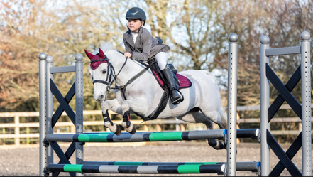 LeMieux Junior Pro GP/Jump Square Zadeldek