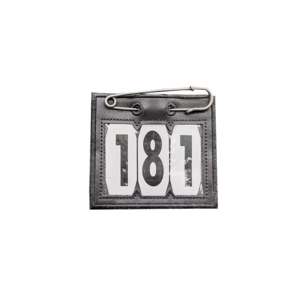 Kentucky Head Number PVC With Safety Pin – detailfoto 2