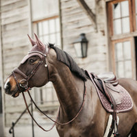Kentucky Zadeldek Velvet Luxe Fluweel en Anatomisch Zadeldoeken - Maddelin Equestrian Kentucky
