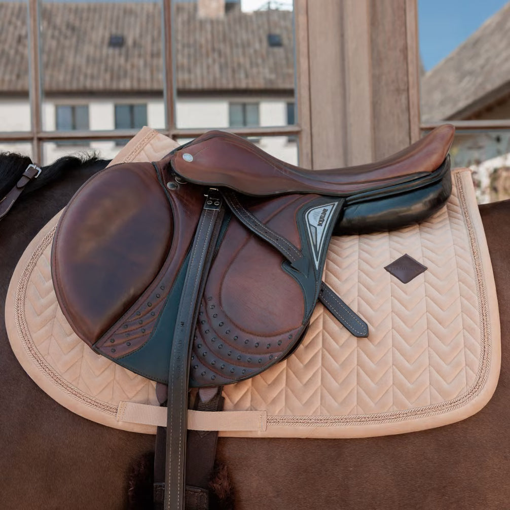 Kentucky Velvet Mini Pearls zadeldoek