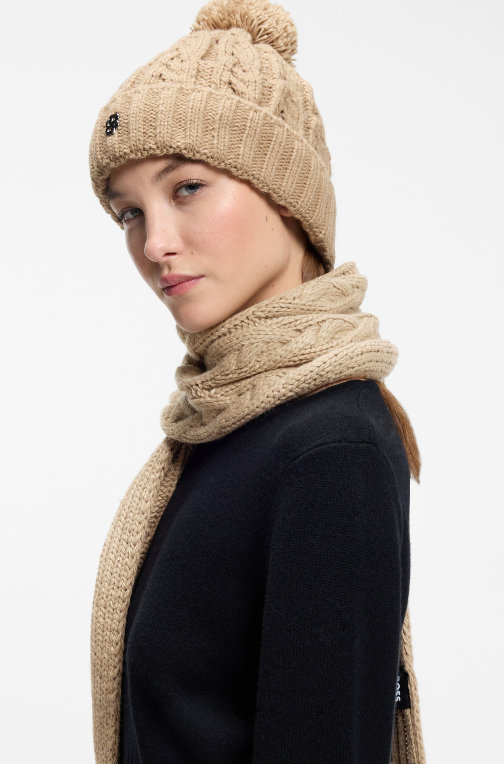 Boss Equestrian Bella Beanie Bobble Tealeaf
