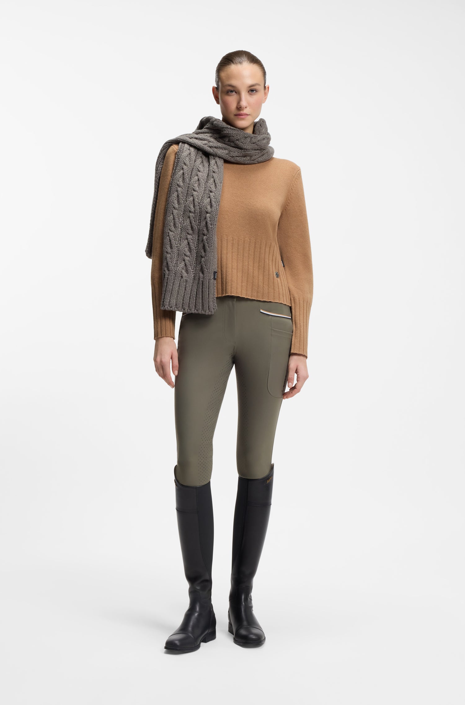 Boss Equestrian Erin Luxury Knit Trui Dames Walnut