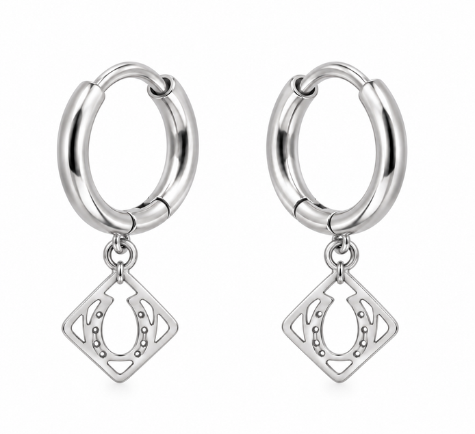 Equestrian Jewelry creolen Dixie met opengewerkte hanger en hoefijzer, in zilver en goud