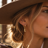 Equestrian Jewelry creolen Botty met hanger in de vorm van een rijlaars, in zilver en goud