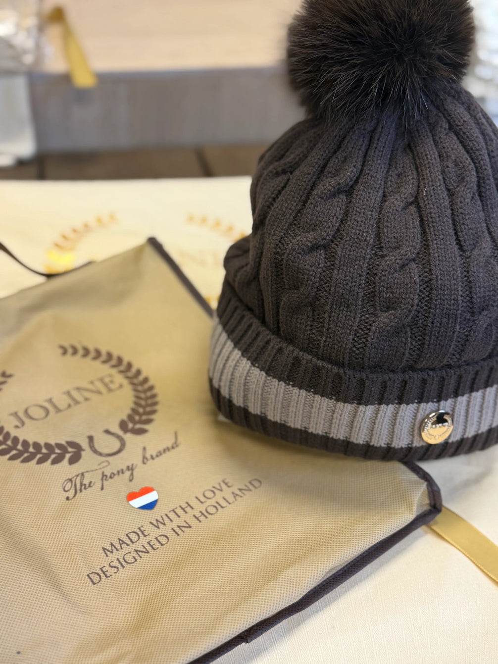 Joline Beanie Pompon