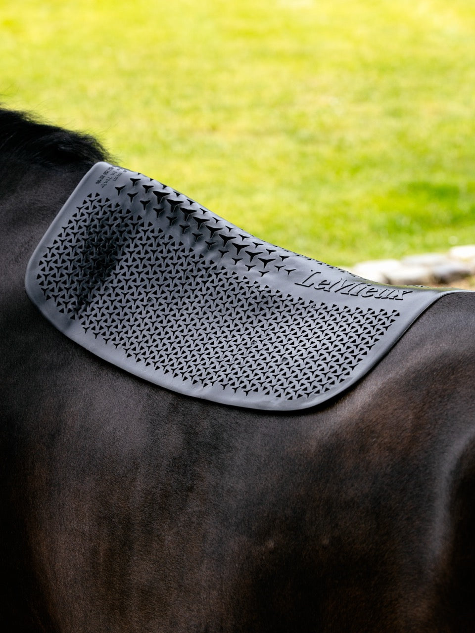 LeMieux Gel-Tek Slimline Half Pad