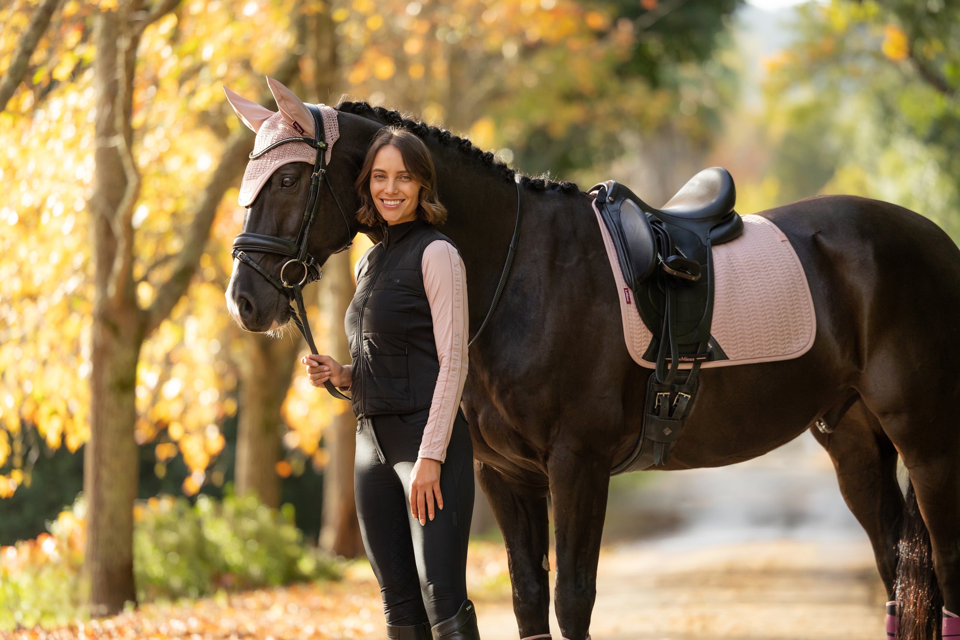 LeMieux Essence Zadeldek AW26