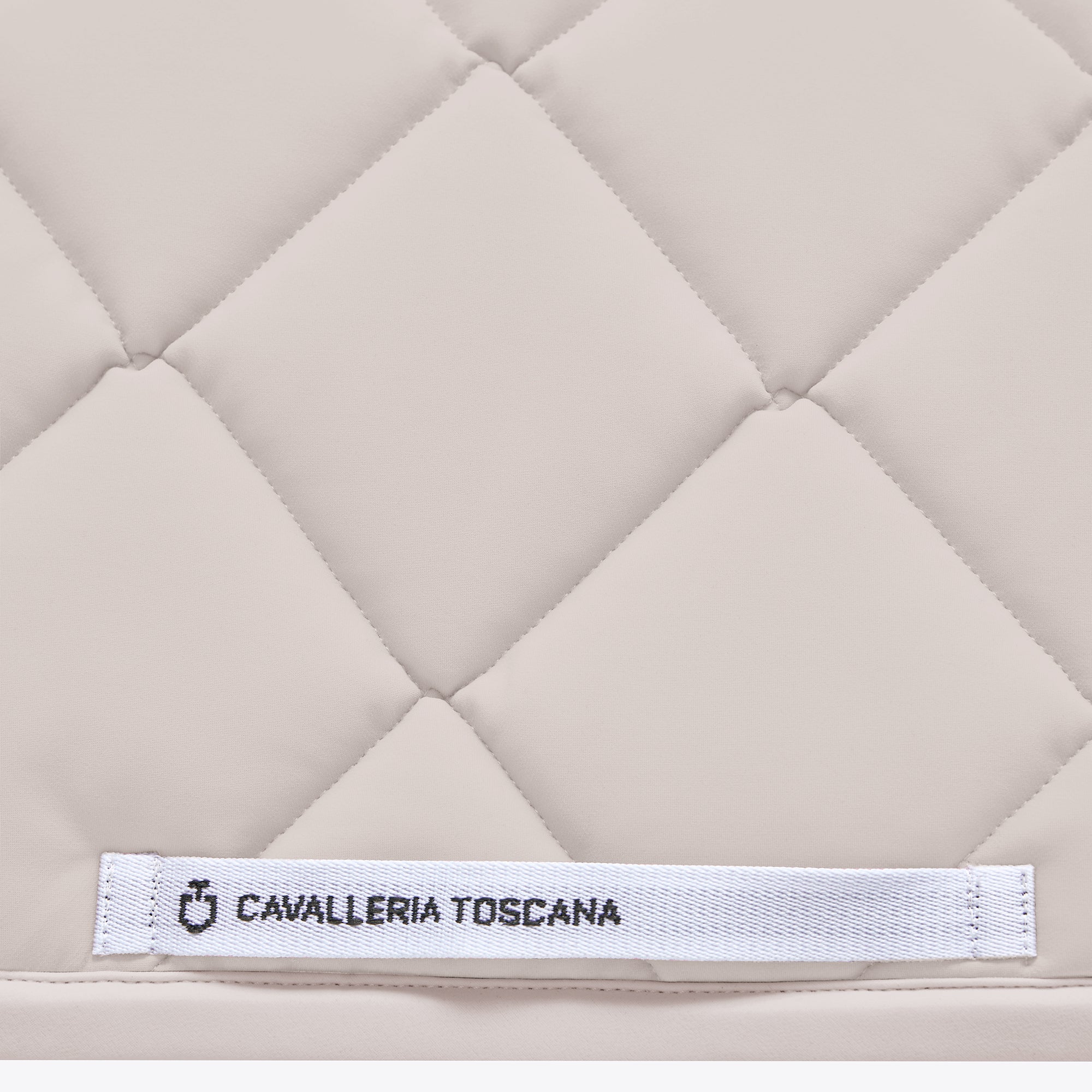 Cavalleria Toscana Diamond Quilted Jersey Zadeldek