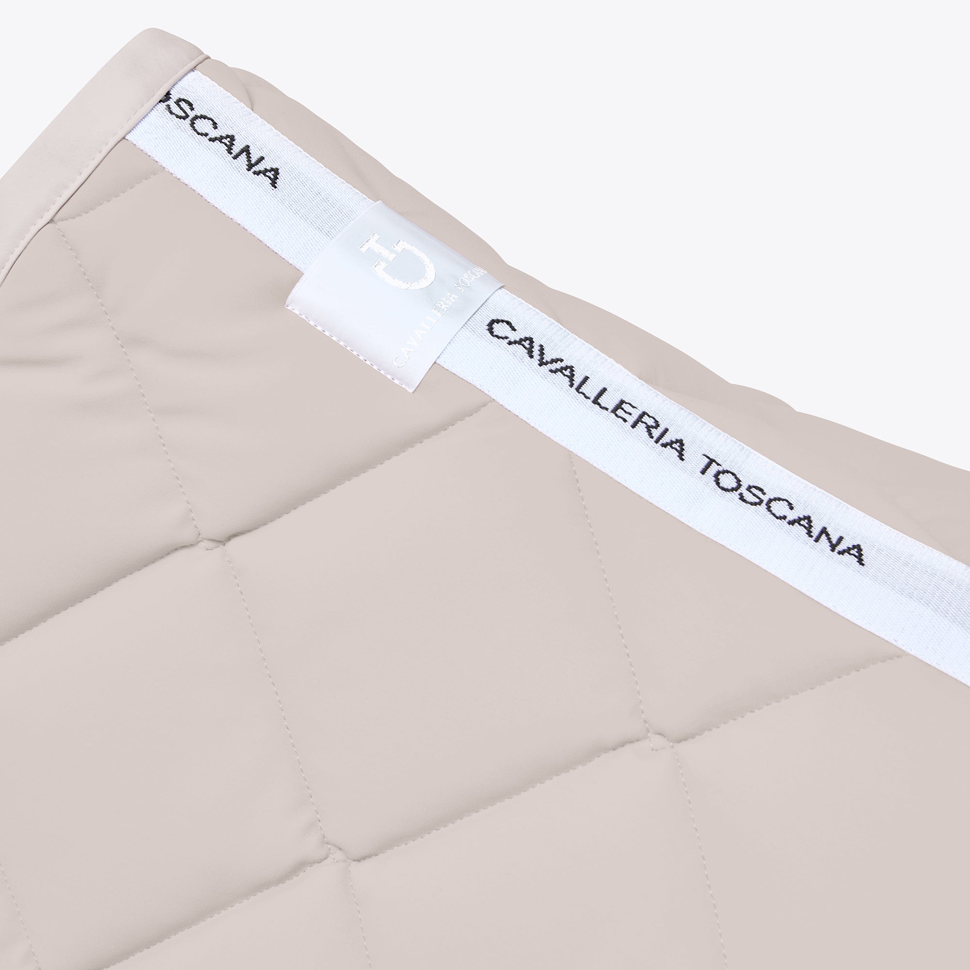 Cavalleria Toscana Diamond Quilted Jersey Zadeldek