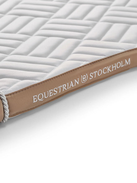 Equestrian Stockholm Zadeldoek Modern White Sand