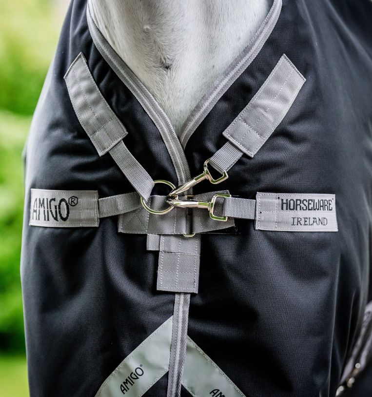 Amigo Bravo 12 plus bundle turnout (50g Outer with 100g Liner and 200g Liner) Outdoordeken - Maddelin Equestrian HorseWare