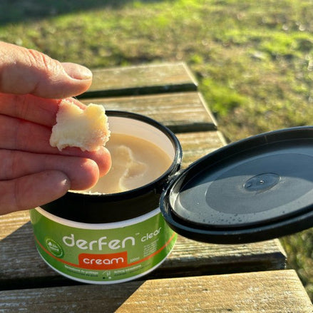 Animaderm Derfen Cream Clear Vliegen & eczeem - Maddelin Equestrian Animaderm