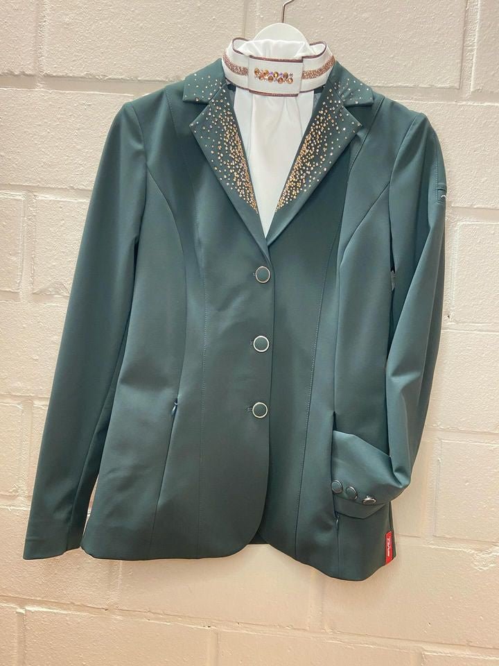 Animo Lud Stass Wedstrijd Jas B8 Custom Wedstrijdjassen - Maddelin Equestrian Animo Italia