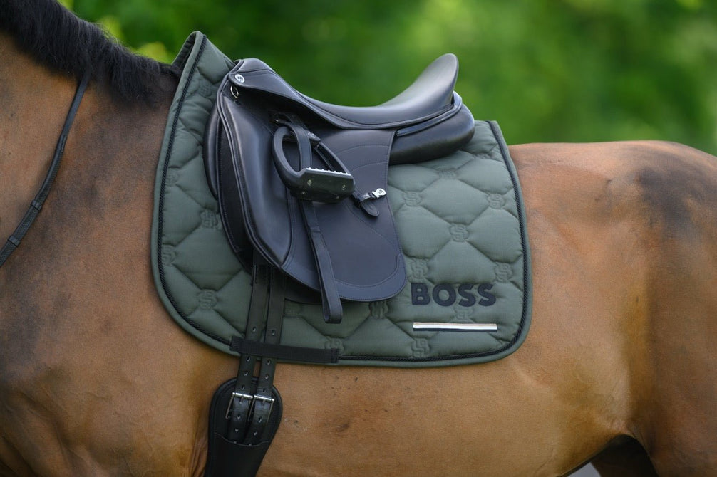 Boss Equestrian Cambridge Dressage Zadeldek Zadeldoeken - Maddelin Equestrian Boss Equestrian