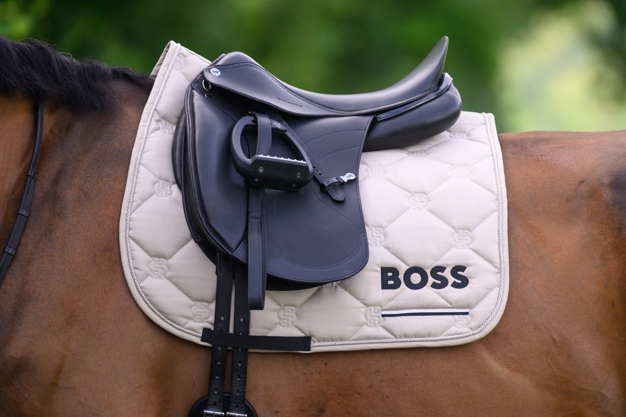 Boss Equestrian Cambridge Dressage Zadeldek Zadeldoeken - Maddelin Equestrian Boss Equestrian