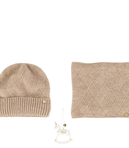 BR Christmas Giftbox Muts + Nekwarmer Mutsen, petten en sjaals - Maddelin Equestrian BR