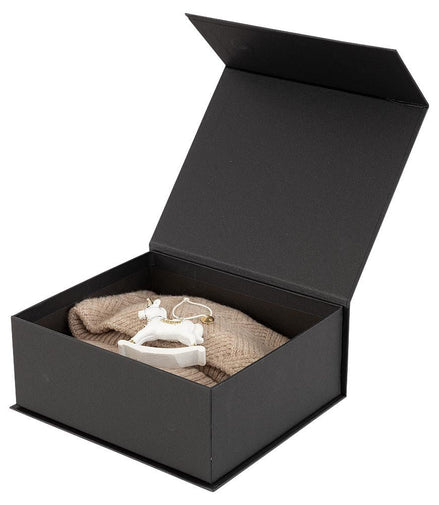 BR Christmas Giftbox Muts + Nekwarmer Mutsen, petten en sjaals - Maddelin Equestrian BR