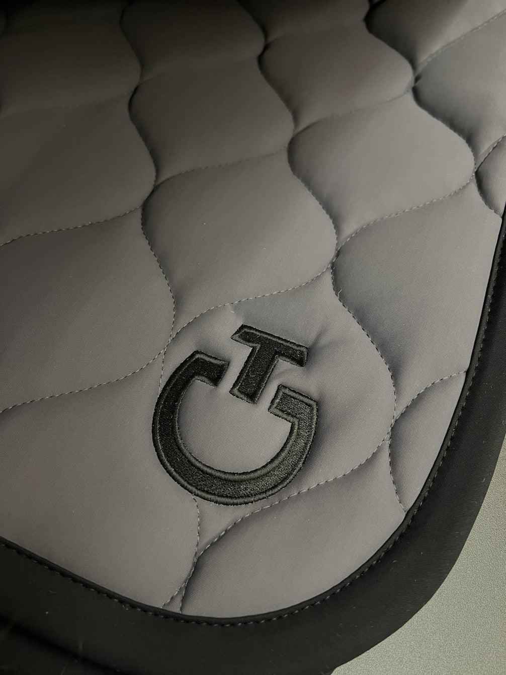 Cavalleria Toscana Circular Quilted Jersey Zadeldek Zadeldoeken - Maddelin Equestrian Cavalleria Toscana