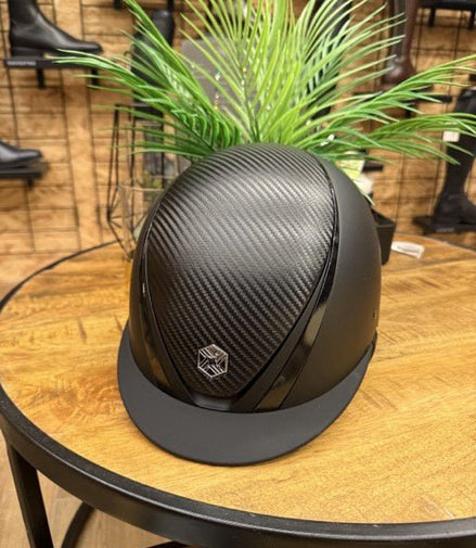 Charles Owen Hyda Carbon Rijhelm Diverse - Maddelin Equestrian Charles Owen