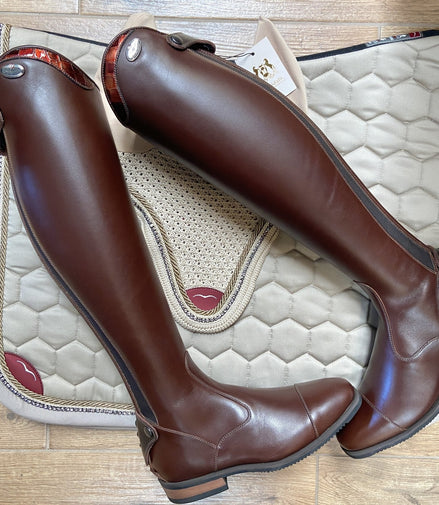 DeNiro Italo/01 Smooth Brown Luciwine Rijlaarzen - Maddelin Equestrian De Niro Boot Co