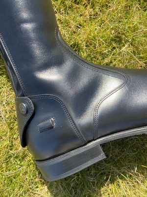 DeNiro Volare Rijlaars Boog +1 cm Rijlaarzen - Maddelin Equestrian De Niro Boot Co