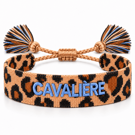 Equestrian Jewelry armband Cavalière Léopard met luipaardmotief, opschrift CAVALIÈRE en pompons