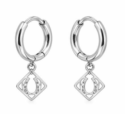 Equestrian Jewelry creolen Dixie met opengewerkte hanger en hoefijzer, in zilver en goud
