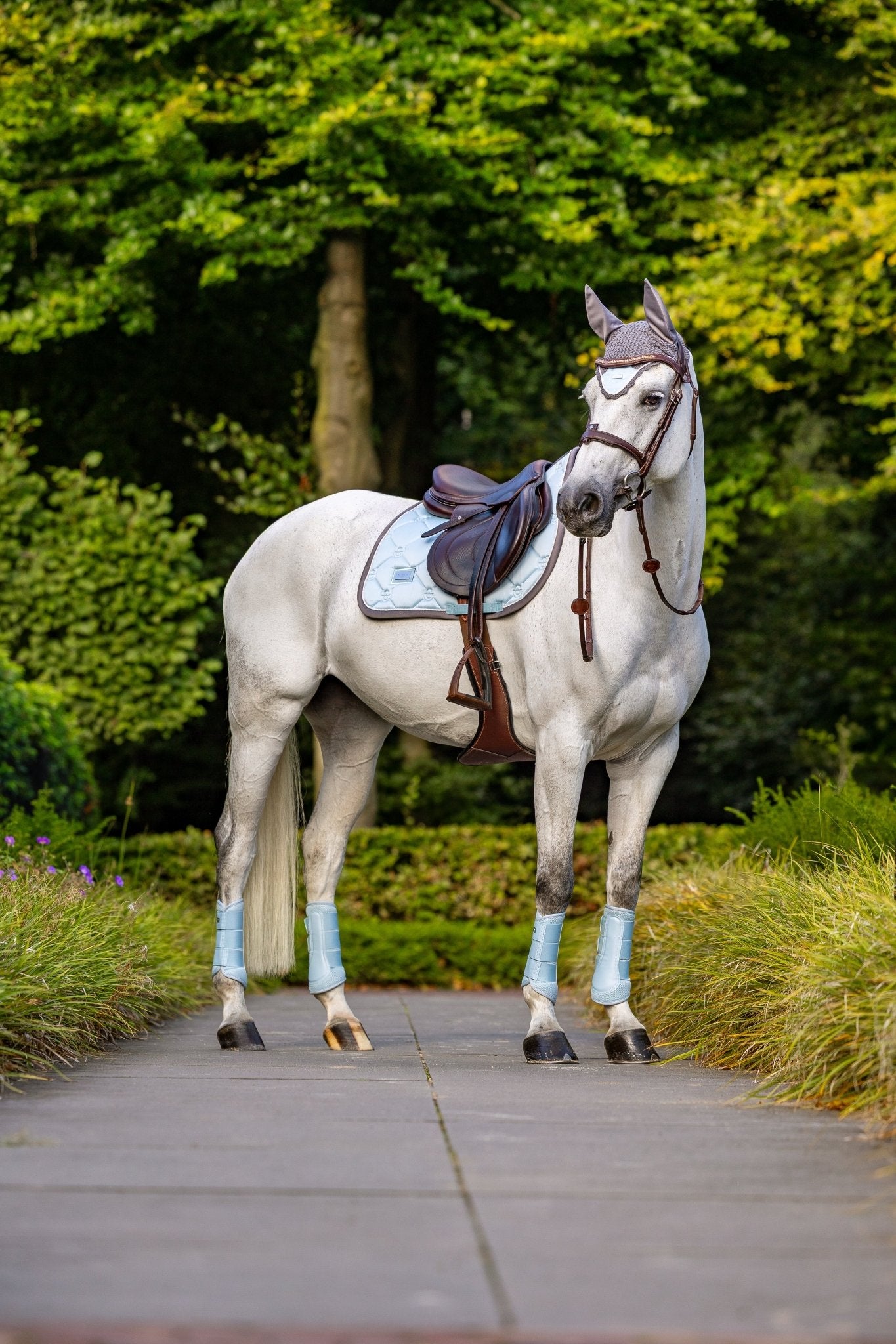 Equestrian Stockholm Zadeldoek Ice Blue Zadeldoeken - Maddelin Equestrian Equestrian Stockholm