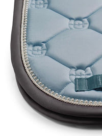 Equestrian Stockholm Zadeldoek Ice Blue Pearls Zadeldoeken - Maddelin Equestrian Equestrian Stockholm