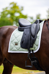 Equestrian Stockholm Zadeldoek Pistachio White Zadeldoeken - Maddelin Equestrian Equestrian Stockholm