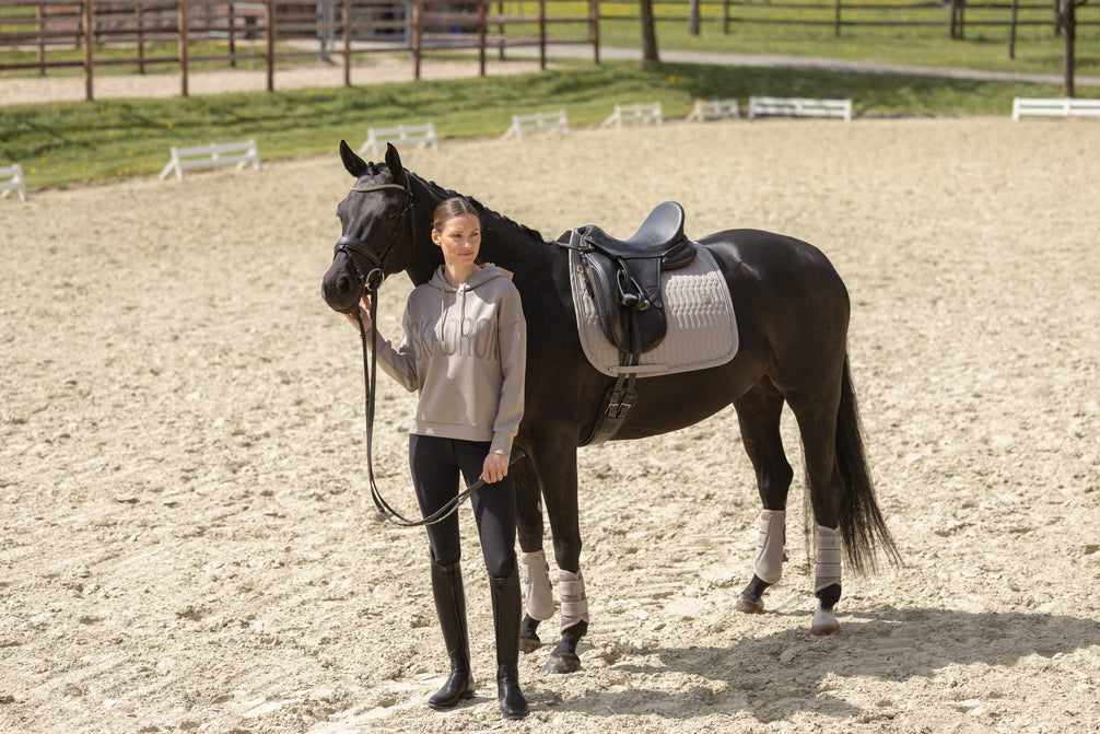 Eskadron Heritage 2026 Sparkle Crystal Zadeldek