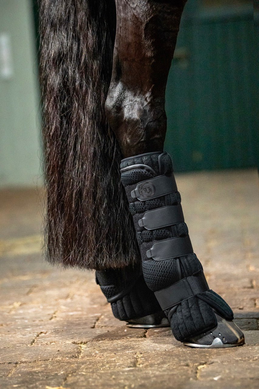 Eskadron Climatech Mesh Transportbeschermers Platinum 26/27 Transport, therapeutisch en stalbeschermers - Maddelin Equestrian