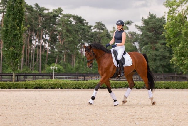Eskadron Zadeldek Softshell Jewel Classic Sports 26 Zadeldoeken - Maddelin Equestrian Eskadron