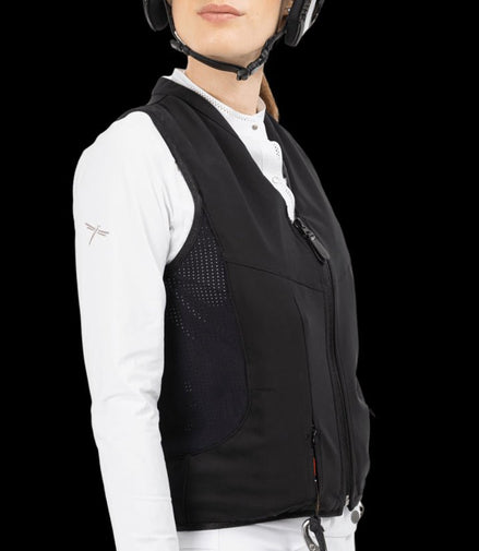 Freejump Airbagvest Airbags & Bodyprotectors - Maddelin Equestrian Freejump