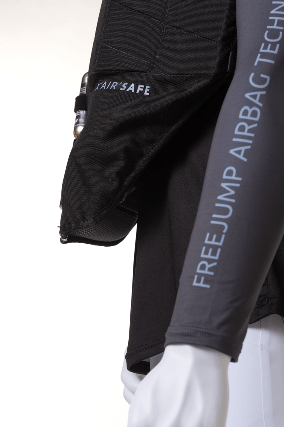 Freejump X'Air Safe Protection Airbags & Bodyprotectors - Maddelin Equestrian Freejump