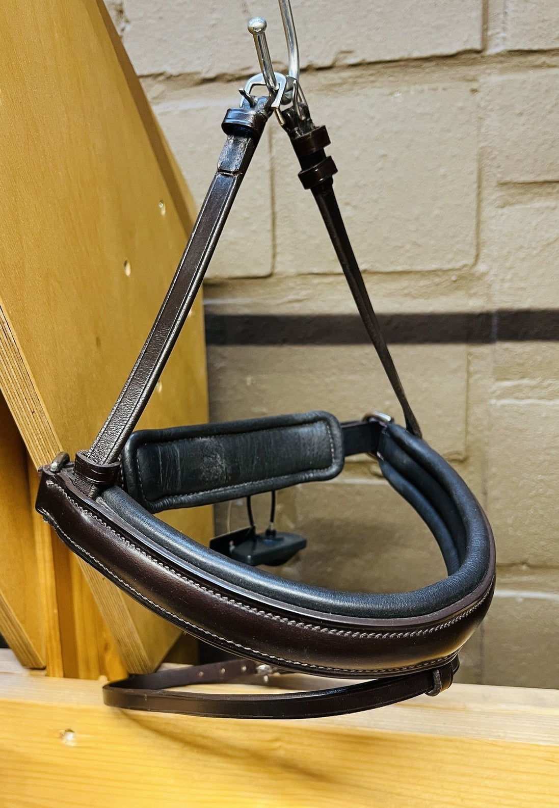 Gecombineerde neusriem Bruin Full Neusriemen & Co - Maddelin Equestrian Maddelin