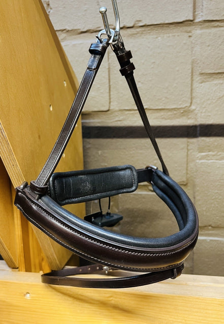 Gecombineerde neusriem Bruin Full Neusriemen & Co - Maddelin Equestrian Maddelin
