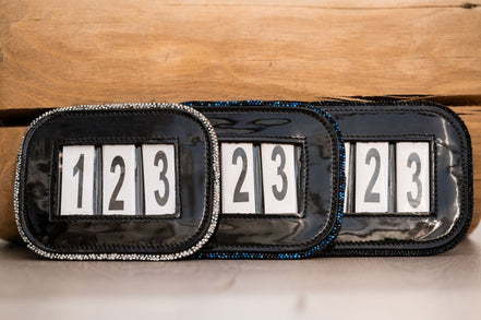 HB Showtime wedstrijd nummers lak met glitter Wedstrijdnummers - Maddelin Equestrian HB