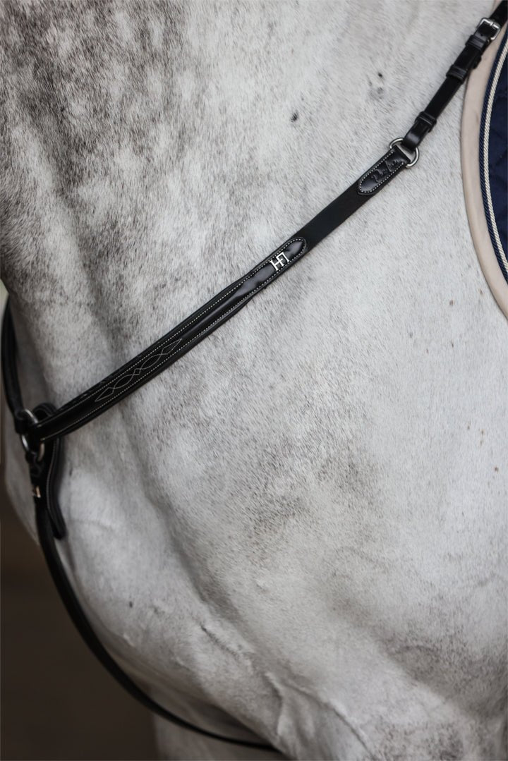 HFI Borsttuig Alba Borstriemen en martingalen - Maddelin Equestrian