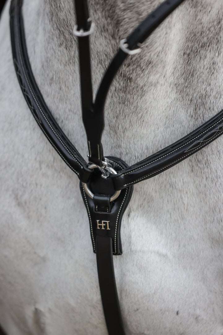 HFI Borsttuig Alba Borstriemen en martingalen - Maddelin Equestrian