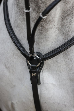 HFI Borsttuig Alba Borstriemen en martingalen - Maddelin Equestrian