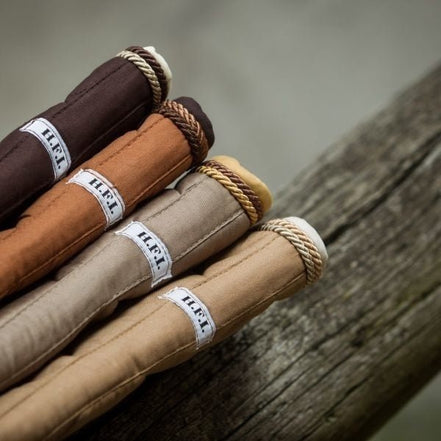 HFI DRESSUUR Zadeldek Zadeldoeken - Maddelin Equestrian HFI