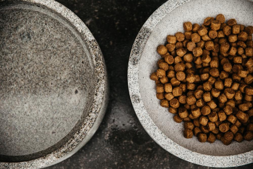 Hondenbak Graniet L Dogwear - Maddelin Equestrian Kentucky