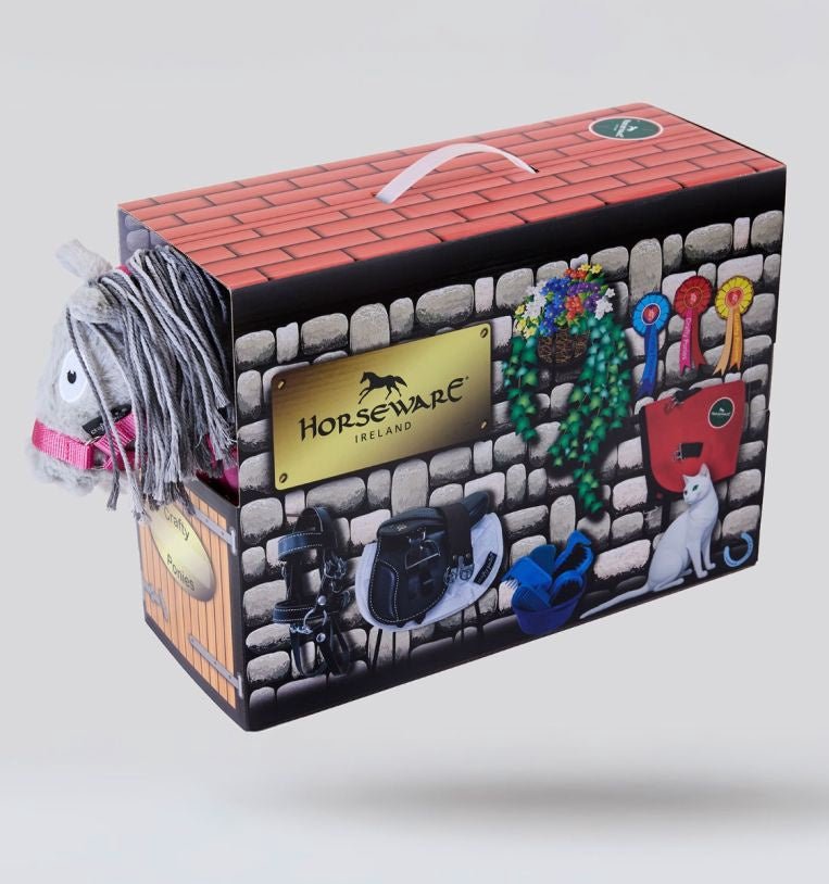 HorseWare Crafty Ponies Set (Pony + Halster & 2 dekens) Speelgoed - Maddelin Equestrian HorseWare
