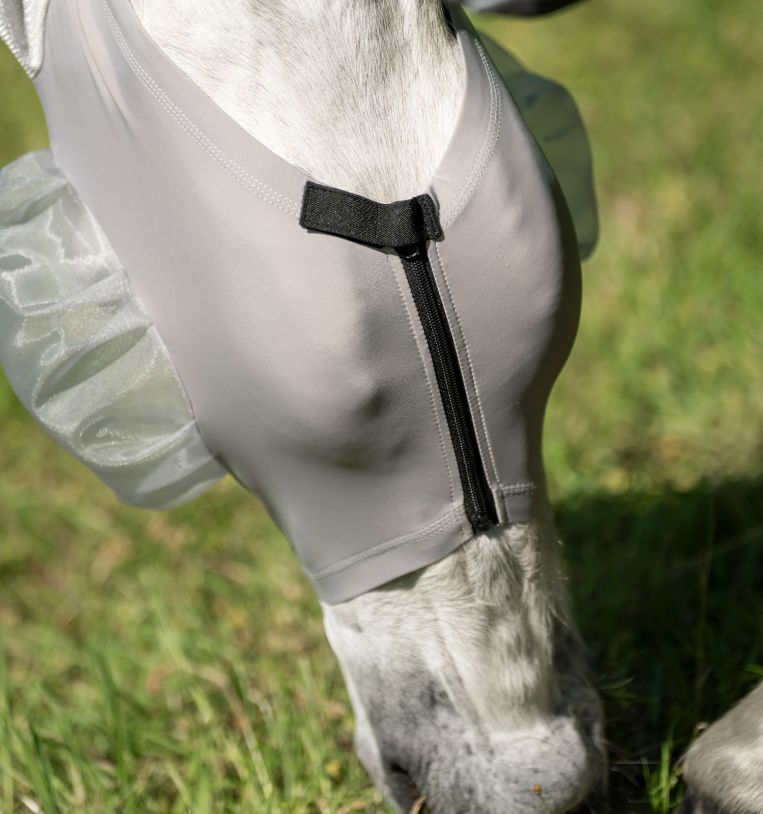 Horseware Defense Vliegenmasker Vliegenmaskers en lintjes - Maddelin Equestrian HorseWare